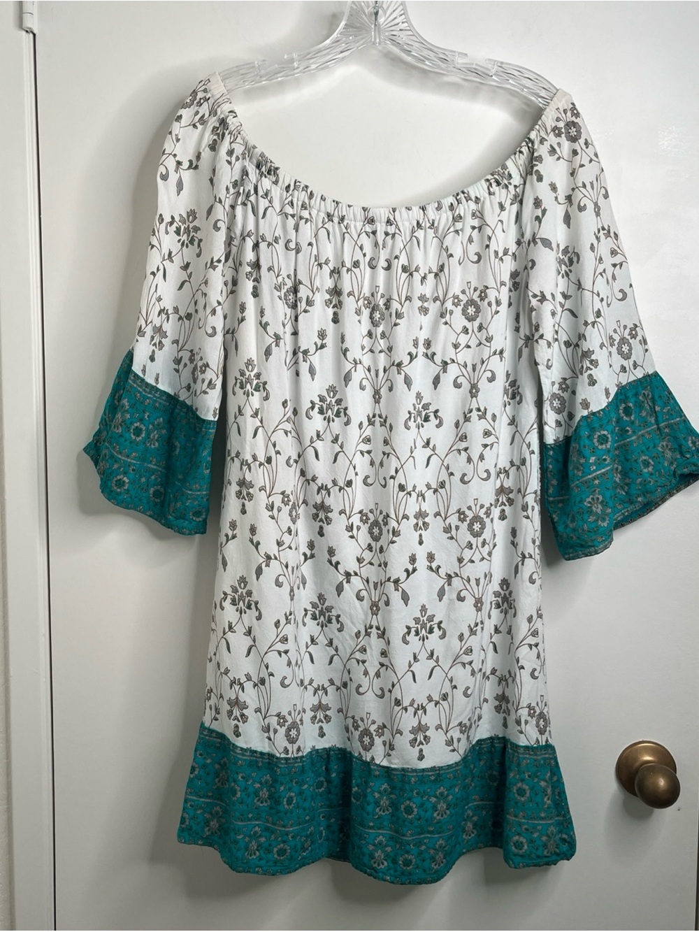 Lapogee White Floral Off-Shoulder Teal Border Dress Boho Peasant Medium Lined